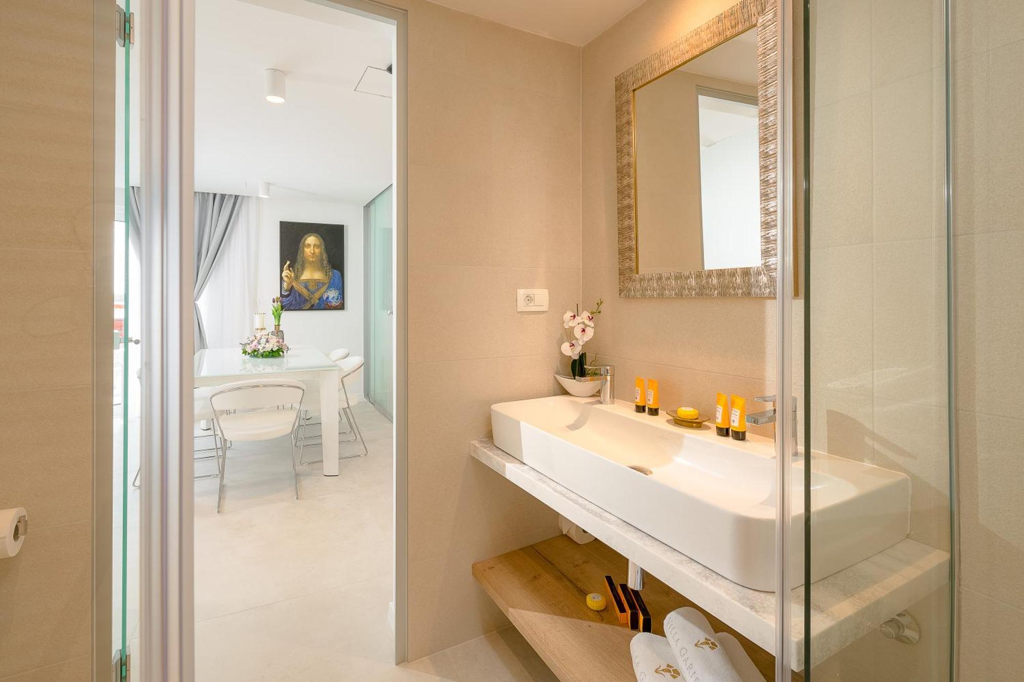 Villa Marina Hvar ฮวาร์ ภายนอก รูปภาพ
